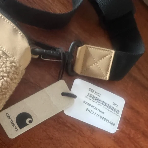 Carhartt WIP Beige and Fleece Bag - Picture 2 of 4